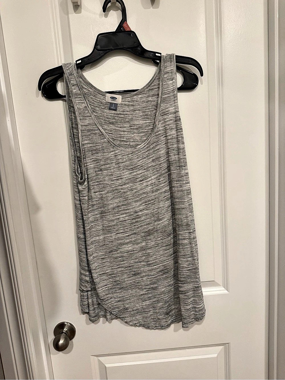 Old Navy Gray Tank Top Size Large Like New